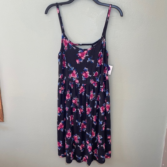 Arizona Jean Company Dresses & Skirts - Floral Dress